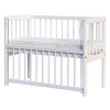 Kiságy Baby II - Fehér lehúzható oldallal, szülői ágy mellé tolható, fenyőfa, 90 × 41 cm
