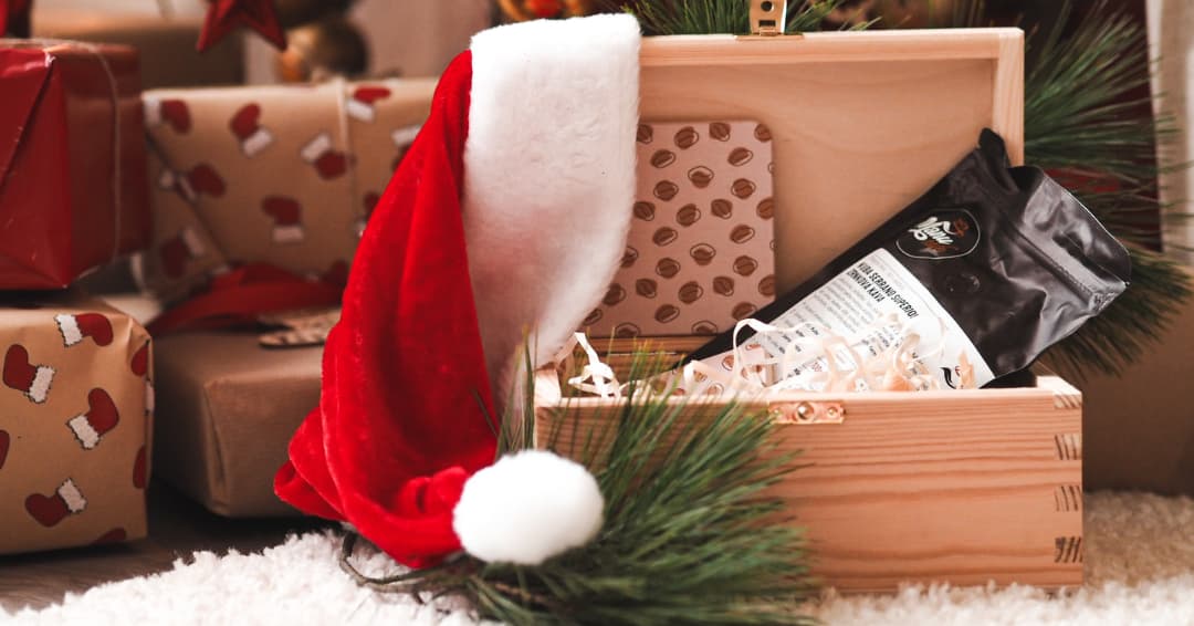 Malé gesto, velká radost: dřevěné krabičky, které potěší i po Vánocích