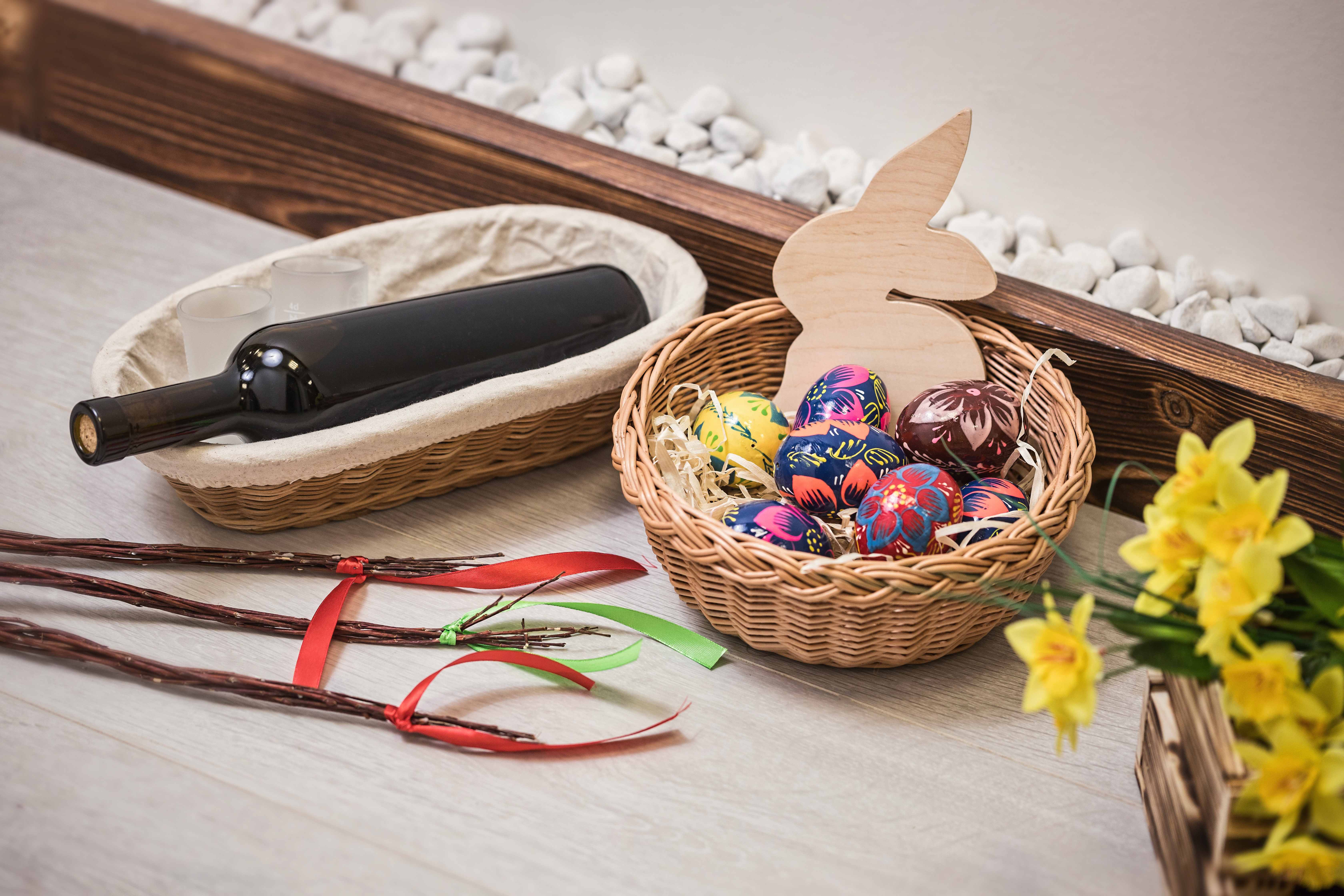 Privítajte jar prútenými dekoráciami