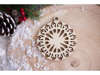 Drevená vianočná ozdoba Vločka A7