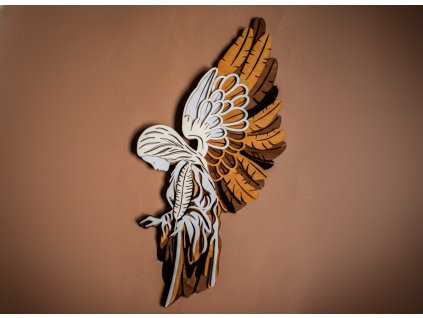 Drevená nástenná dekorácia Strážny anjel