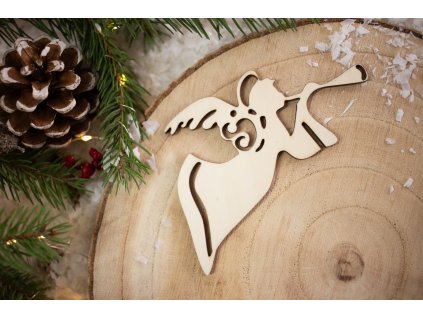 Drevená vianočná ozdoba Anjel 3