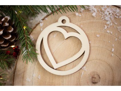 Drevená vianočná ozdoba So srdcom 1