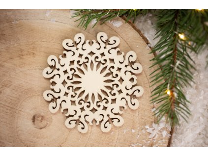 Drevená vianočná ozdoba Vločka 6
