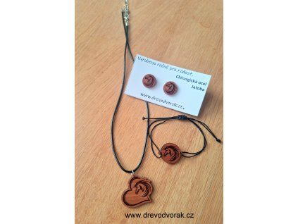 Dřevěné šperky KŮŇ