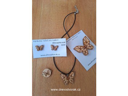 Dřevěné šperky MOTÝL