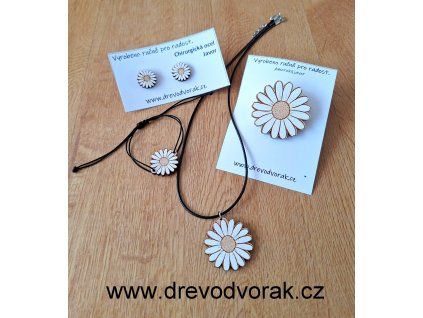 Dřevěné šperky KOPRETINA