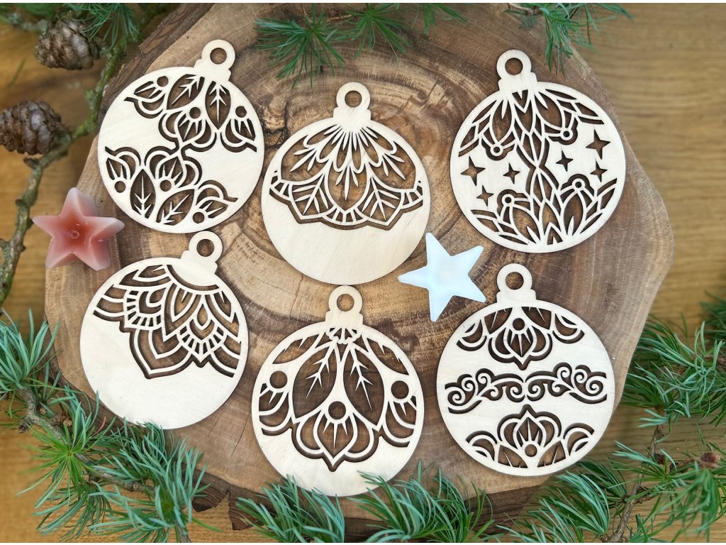 drevene ozdoby na stromecek 6ks