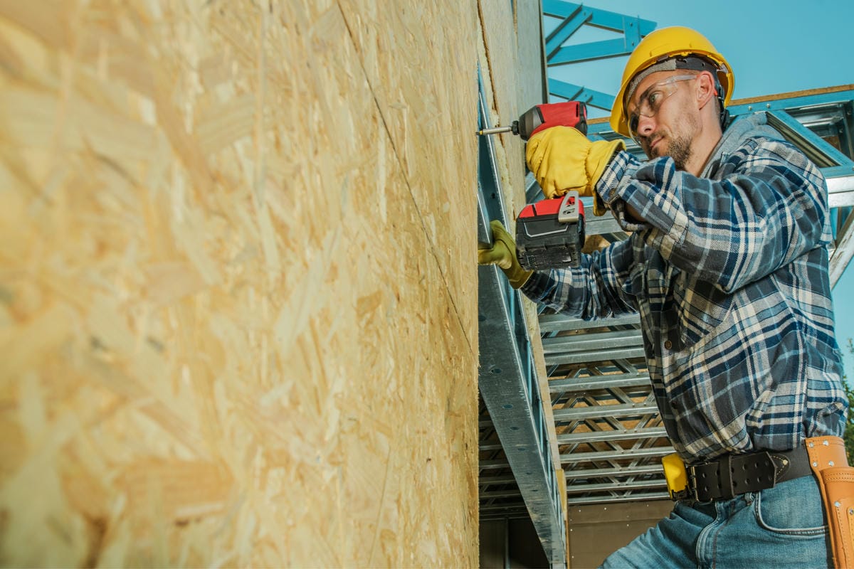 Skrutkovanie do OSB dosiek: 5 chýb, ktoré vás stoja čas, peniaze aj nervy