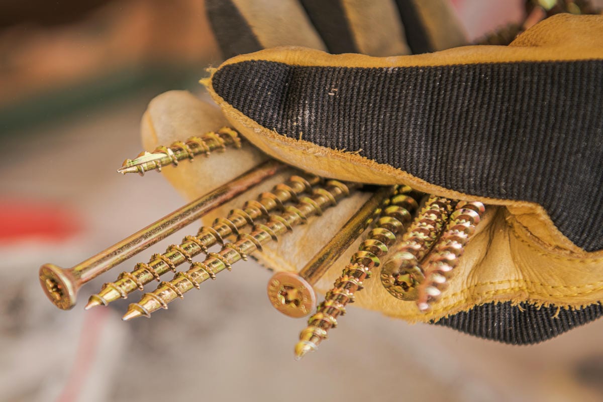 Samorezné skrutky: Kompletný sprievodca, ktorý vám ušetrí čas a námahu