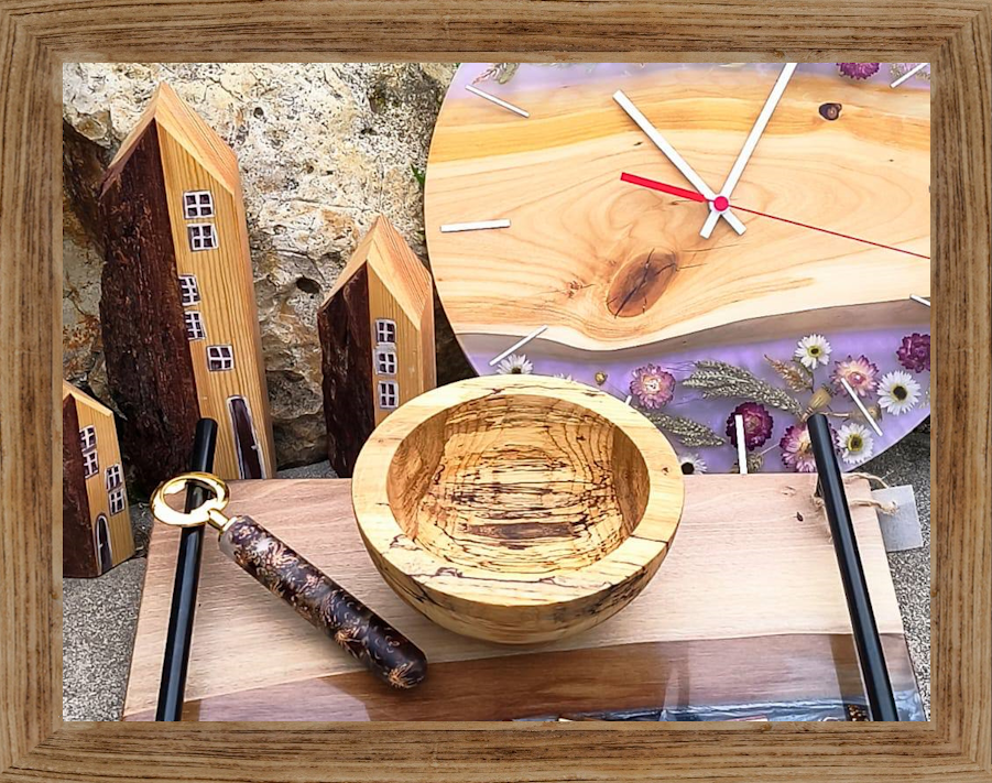 Dřevo a pryskyřice