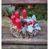 Adventní věnec s červenými svíčkami – průměr 25 cm