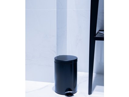 pedalovy odpadkovy kos 3l kov cerna barva