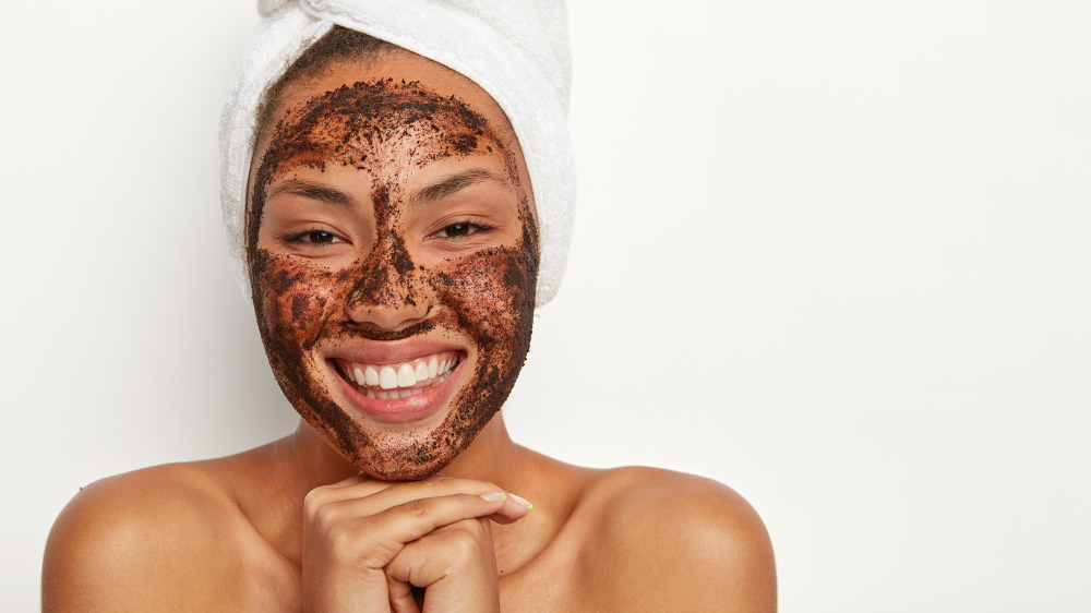 Přírodní peelingy: Jak vyrobit domácí exfolianty pro zdravější pokožku
