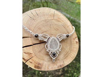 Macrame náhrdelník s Křišťálem a Záhnědou