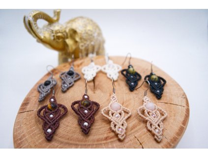 Macrame minerální náušnice MOUDROST