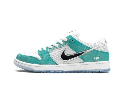 Nike SB Dunk Low April Skateboards (2)