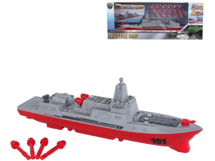 Torpédoborec bitevní válečná loď střílí projektily na setrvačník set s náboji