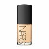 NARS Tekutý make-up Sheer Glow  30 ml Macao