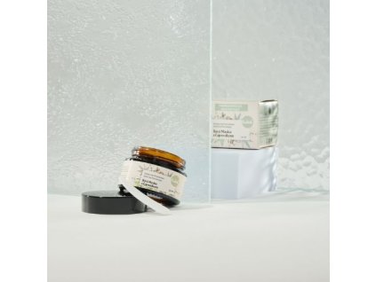 5654e2b0341fcb istiaca ilova maska s cajovnikom pre mastnu plet kvitok 30ml