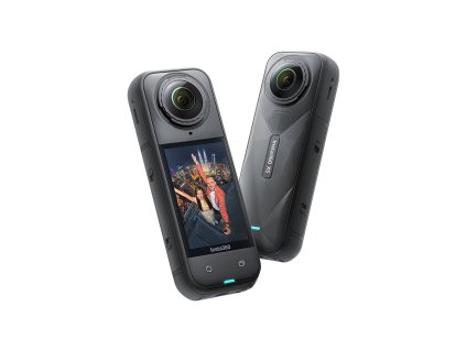 Insta360 X5