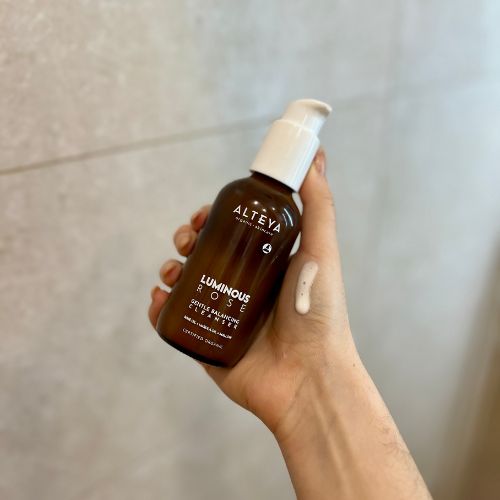 Jemně harmonizující pleťové mléko Luminous Rose Alteya Organics 120ml Obrázek