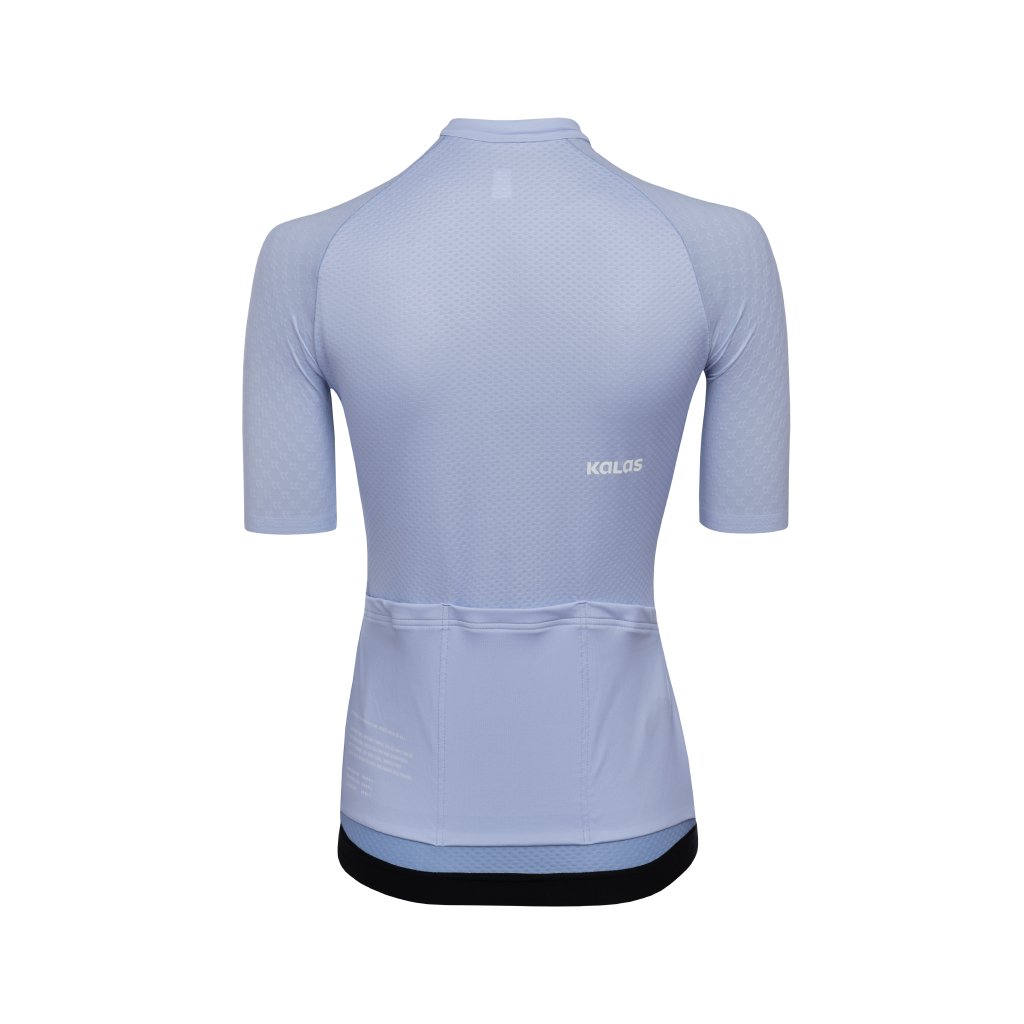 cache 800x1000 9357 1036 068X 02