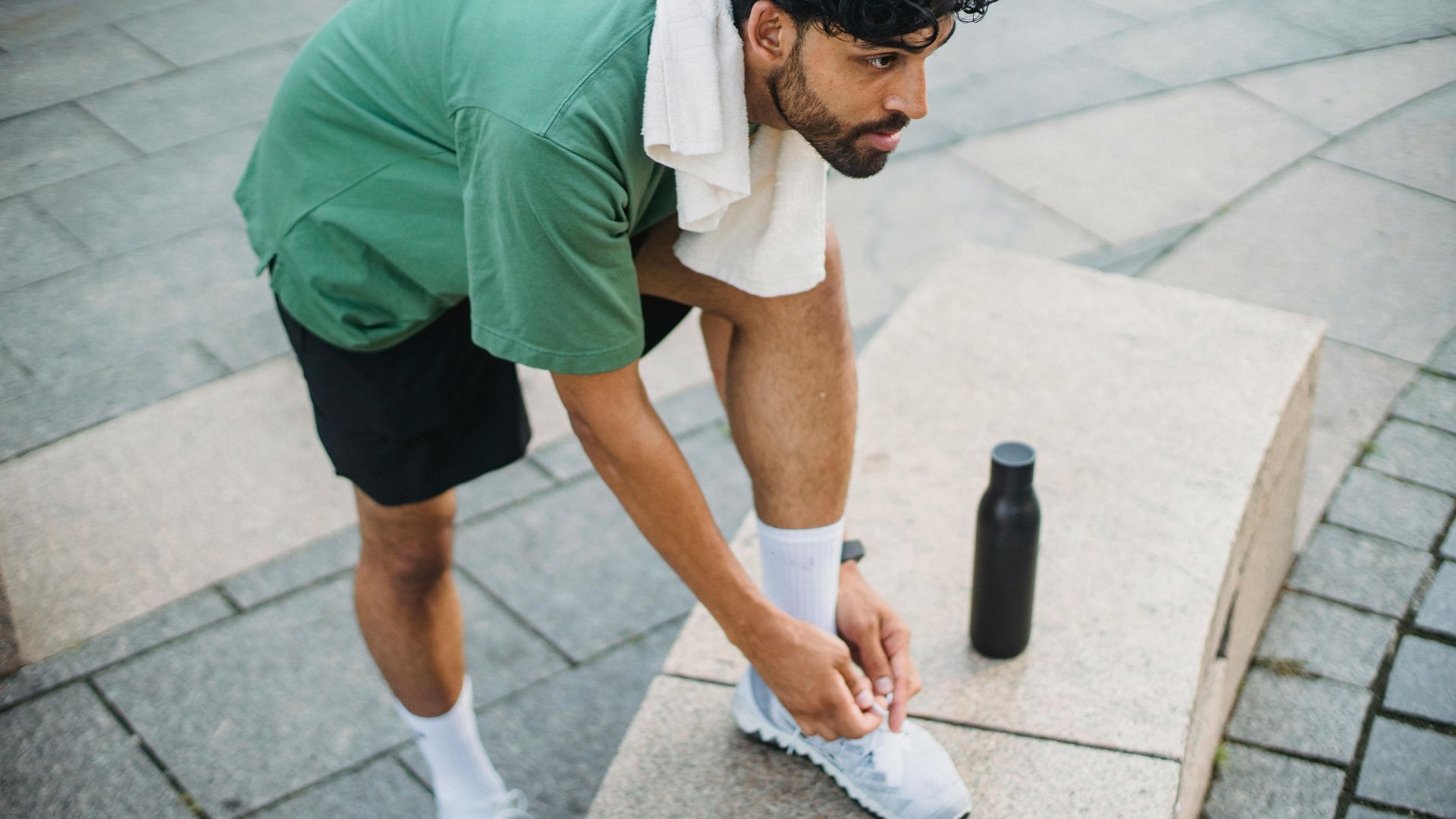 Klíčové doplňky výživy pro sportovce a jednoduché tipy na běhání