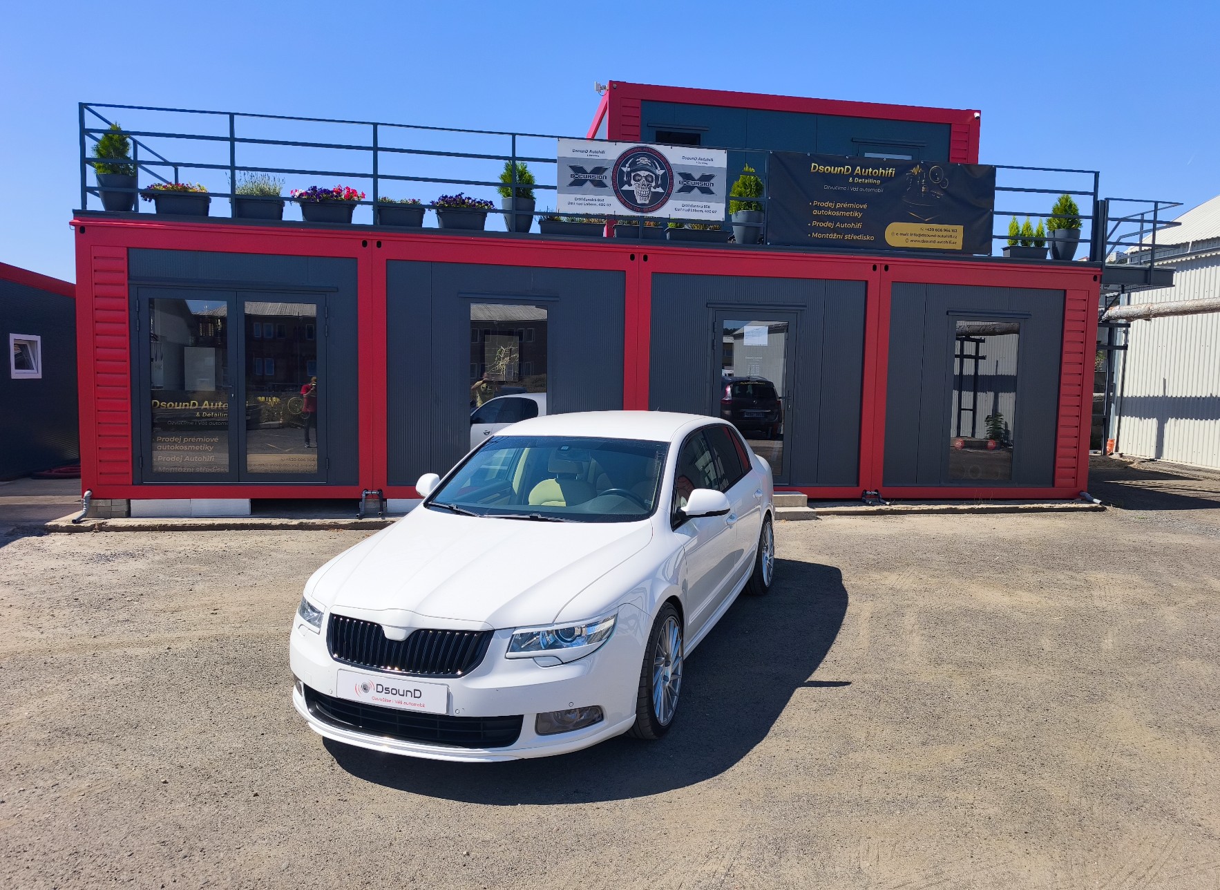 Škoda Superb II - tlumení, odhlučnění + výměna reproduktorů