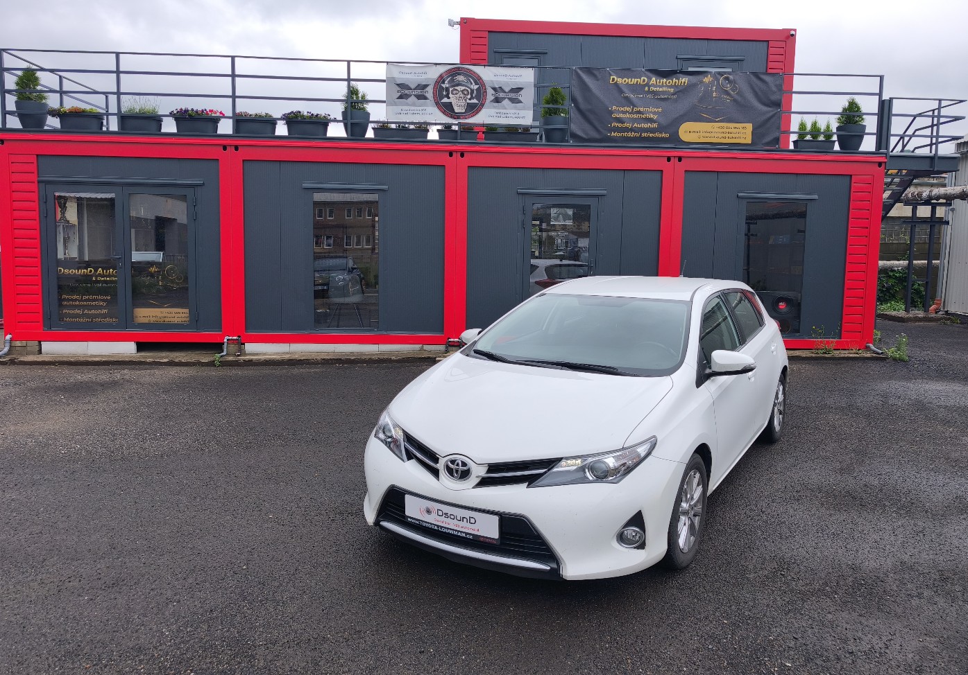 Toyota Auris II - výměna reproduktorů + autorádia