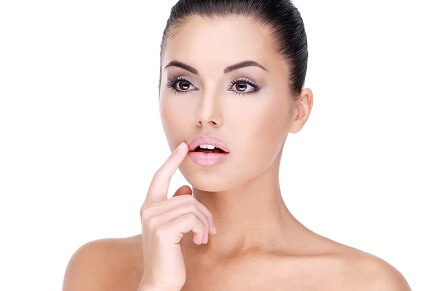 Jak léčit opar na rtech?