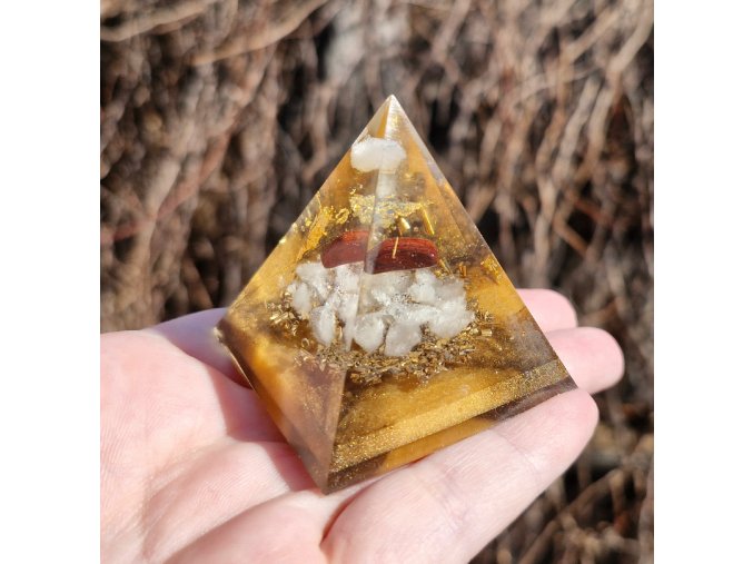 Pyramida býčí oko, zlato 24 karátů