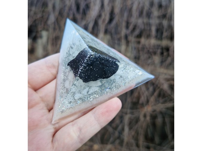 Pyramida šungit