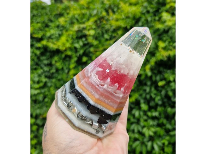 Pyramida plamen křišťál, šungit