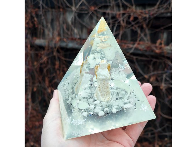 Pyramida andělka zlato 24 karátů fosforuje