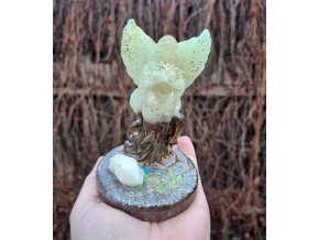 Andělka - fosforuje, křišťál