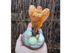 Andělka - fosforuje, křišťál