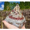 Pyramida rozkvětu, křemen spice z Vysočiny, fosforuje, silná