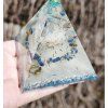 Pyramida KLIDU LABUTĚ lapis lazuli, křišťál, fosforuje