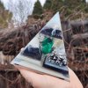 Pyramida speciál šungit, malachit, fosforuje