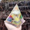 Pyramida Transformace speciál, pruhovaný achát, fosforuje