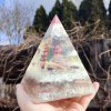 Pyramida "transformátor" s granátem