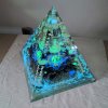 Pyramida MEGA MEGA VELKÁ - ONYX, MĚSÍČNÍ KÁMEN fosforuje, 9 kg