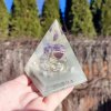 Pyramida vnitřní očisty s ametystem, fosforuje