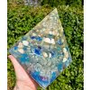 Pyramida MEGA VELKÁ MOŘE, Křišťál - svítící + fosforuje