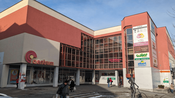 dumtoneru-od-centrum-uherske-hradiste-exterier