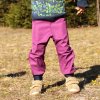 Jarní-podzimní batolecí softshellové kalhoty fialové