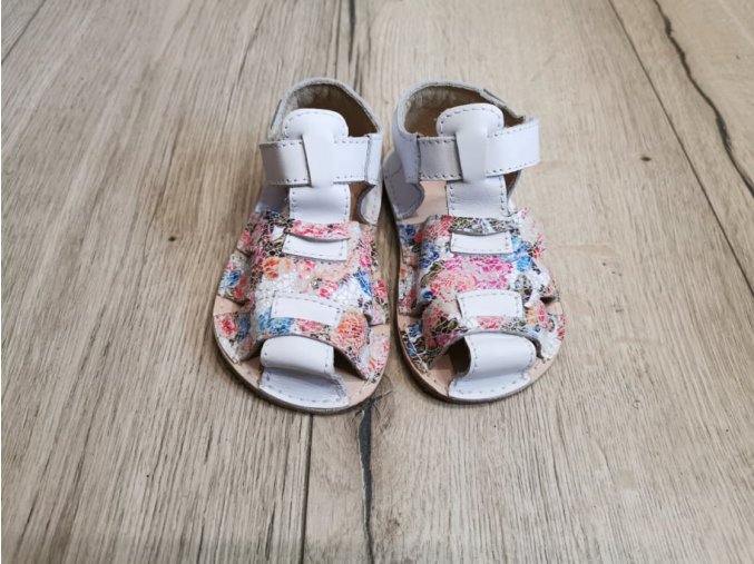 Barefoot sandále Palm biele farebne 10R12 OK bare 1