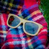 Holz Sonnenbrille Duppau Carbon Grey, Picknick im Park