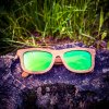Bambusbrille Duppau Carbon Green im Wald